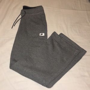 Gray XS Nike sweatpants